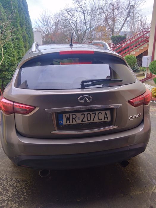 Infiniti QX 70 S