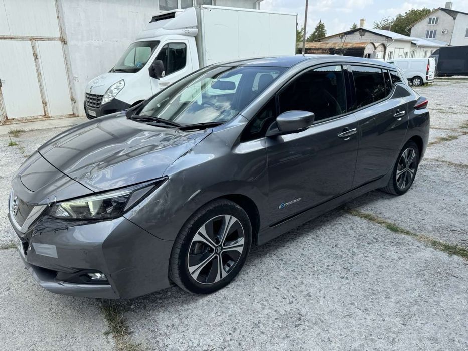 Nissan Leaf 2021