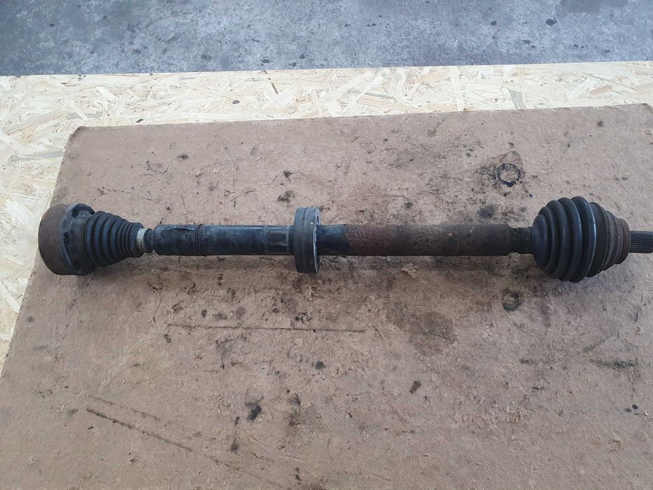 Półoś prawa przegub Audi A3 8P 1.6 benzyna BGU FUH