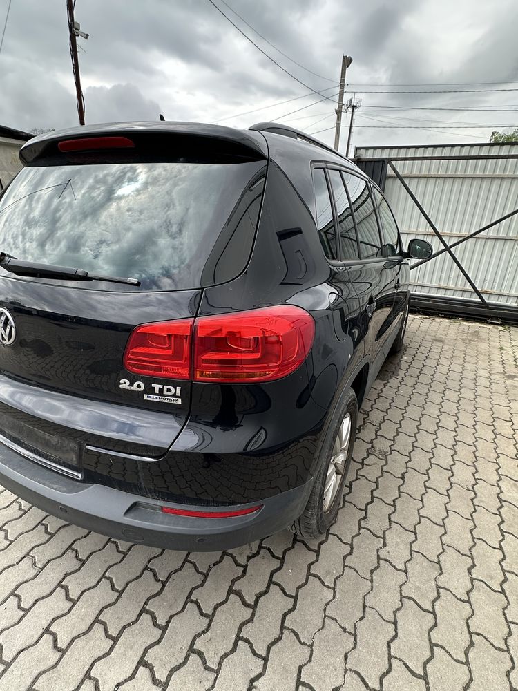 Кришка багажника vw tiguan 1 2008-2018  колір L C9X