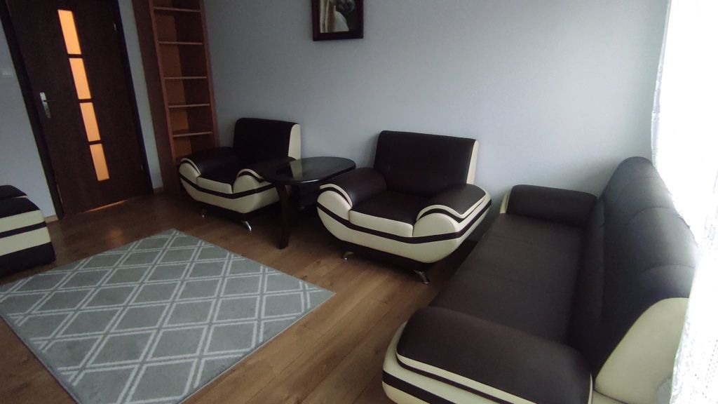 Zestaw wypoczynkowy - kanapa + 2 fotele