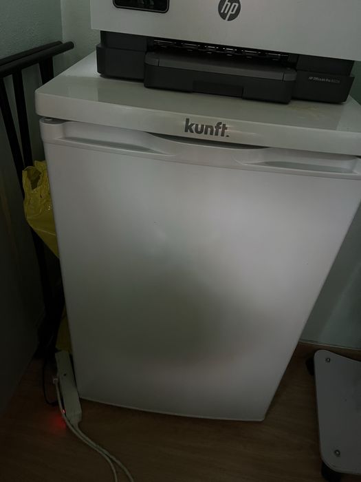 Frigorifico bar espaçoso