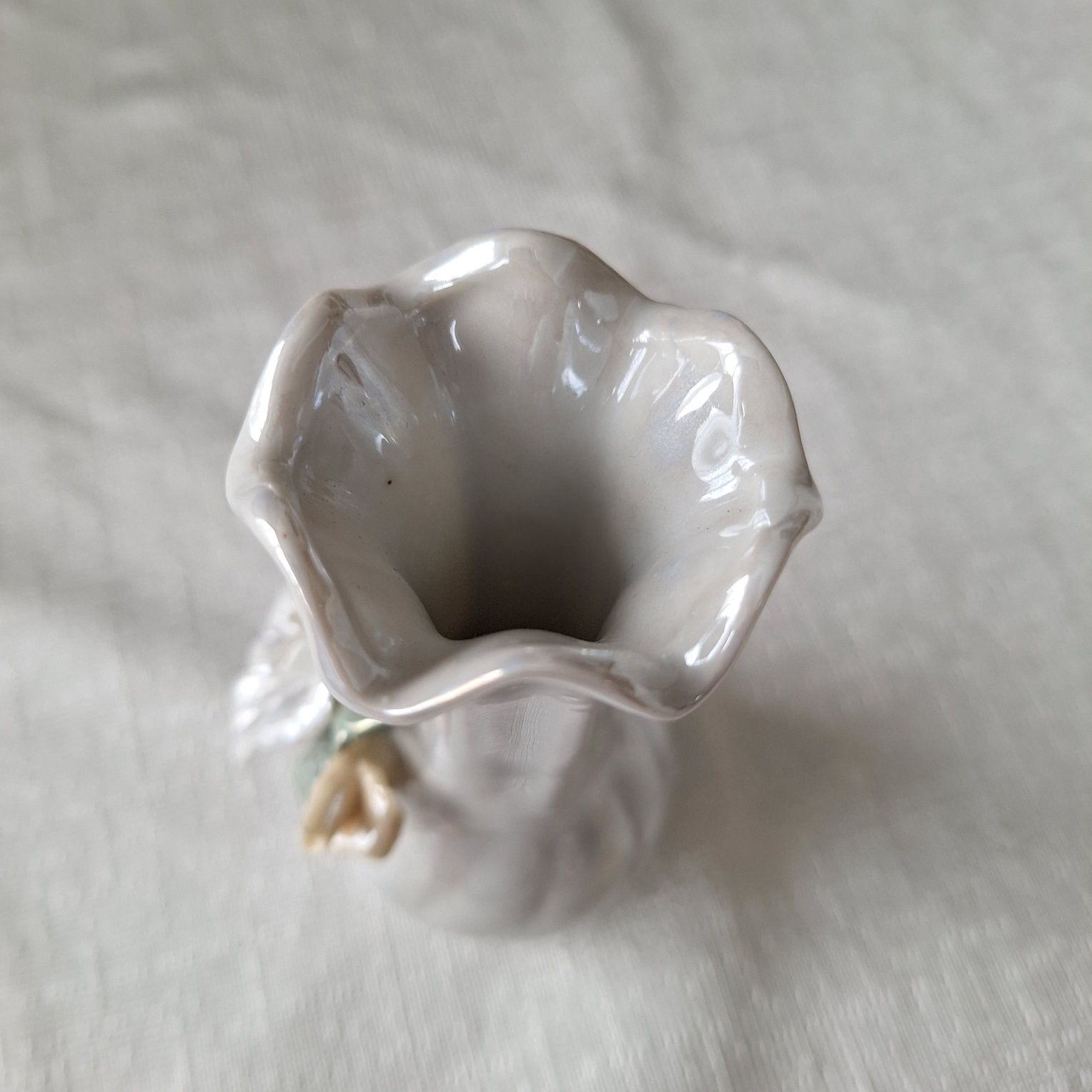 Mini wazonik porcelanowy perłowy