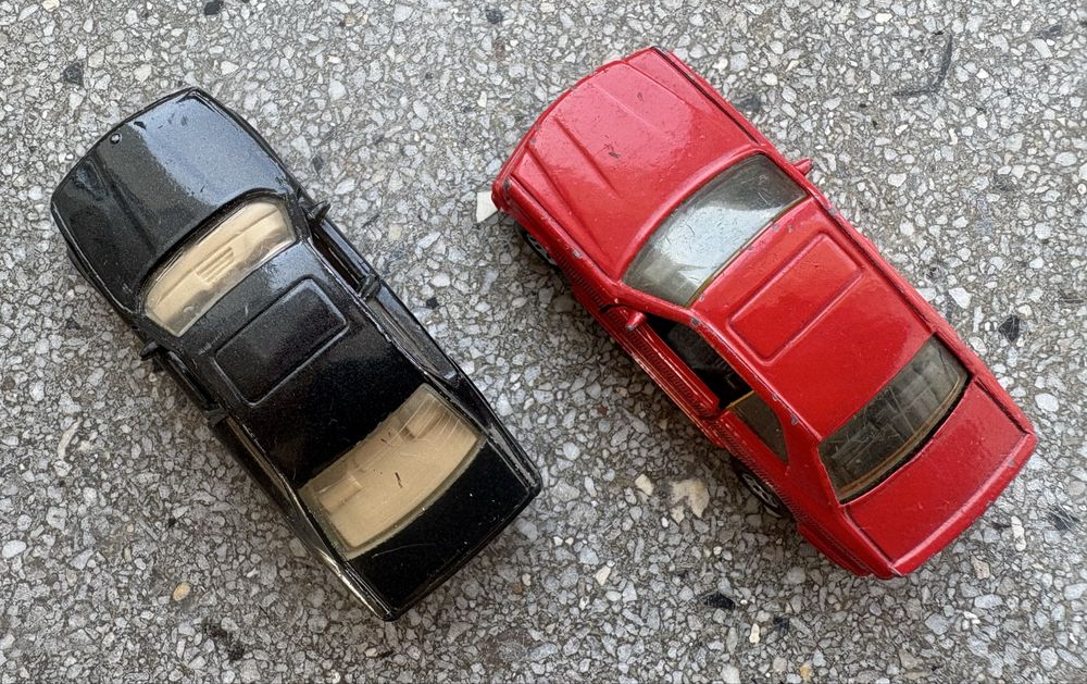 Zestaw Matchbox Mercedes 500 SEC BMW 5-Series