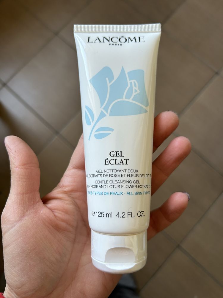 Lancome gel eclat очищуючий гель для всіх типів шкіри