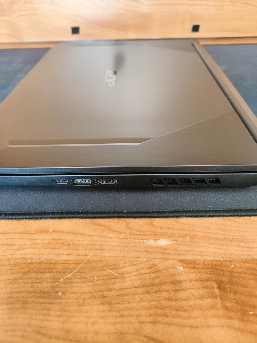 Laptop Acer Nitro 5 i5-10300H 1650Ti 16GB