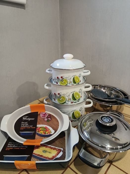 Нові. Форма для запікання Fontignac.Набір каструль. Каструля BAUER