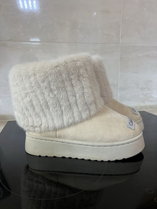 Продаю півчеревички «угі».Стан ідеальний, одягала лише один раз але за