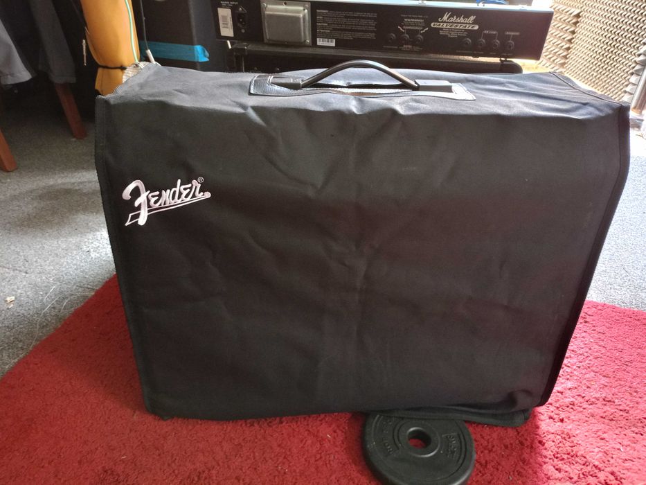 Pokrowiec Fender Mustang na wzmacniacz piec gitarowy