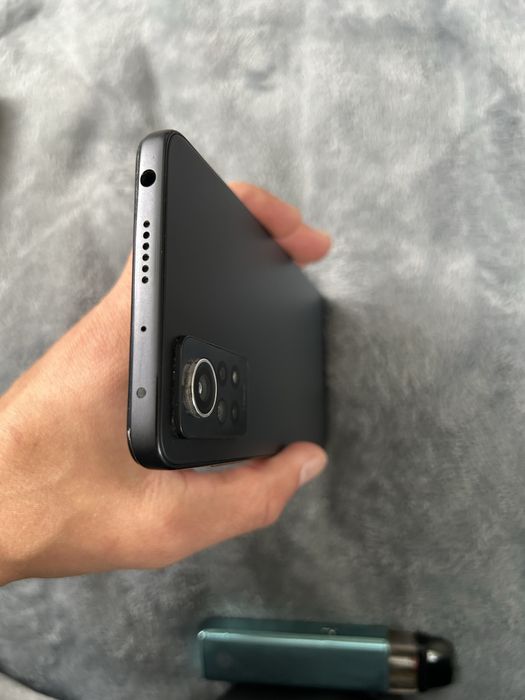 Смартфон Xiaomi Redmi Note 12 Pro 8/256 ідеальний стан