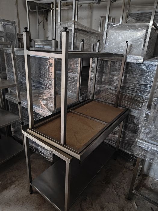 В наявності нові та бу столи із нержавіючої сталі мийки стелажі