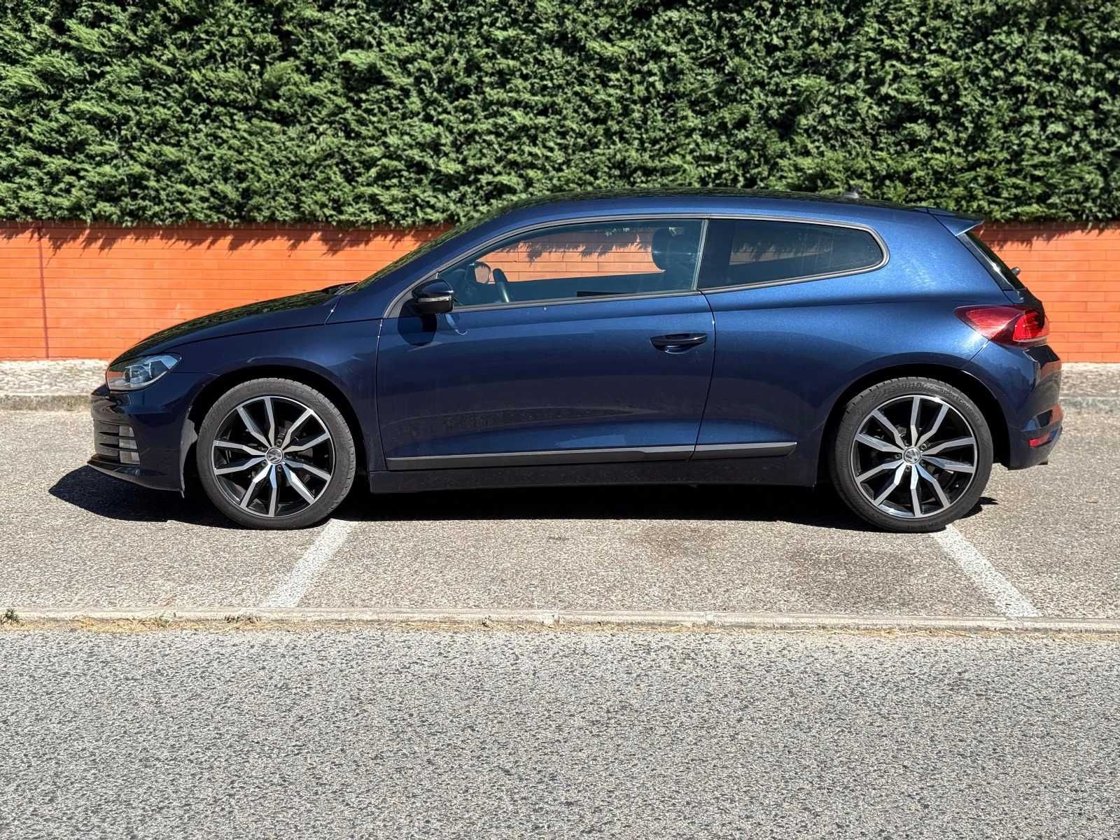 VW Sirocco 2.0 Tdi Sport - 150 CV