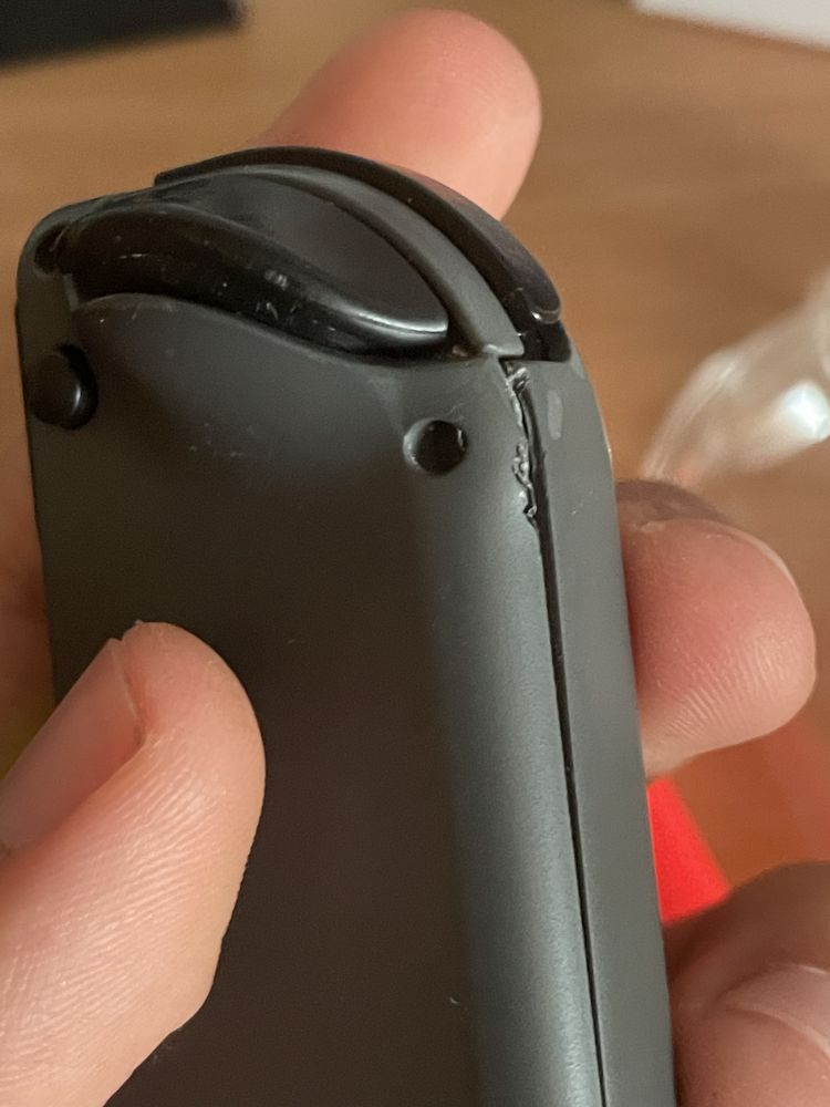 Nintendo Switch (V2) com Dock e Carregador, JoyCons, Grip, Acessorios