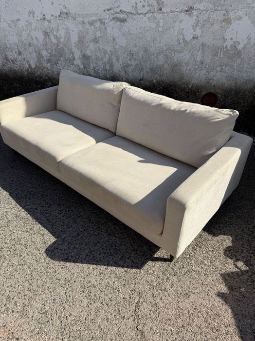 Sofá 3 Lugares Bege (Area)