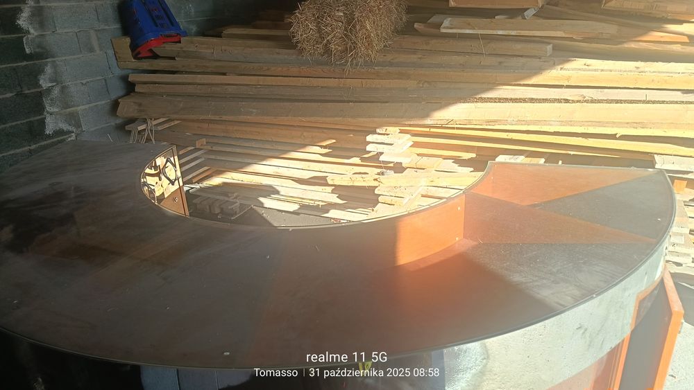 Lada kontuar ekspozytor