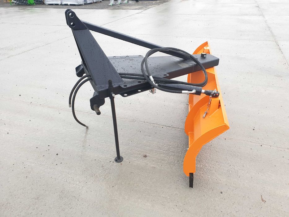 Pług obrotowy do śniegu