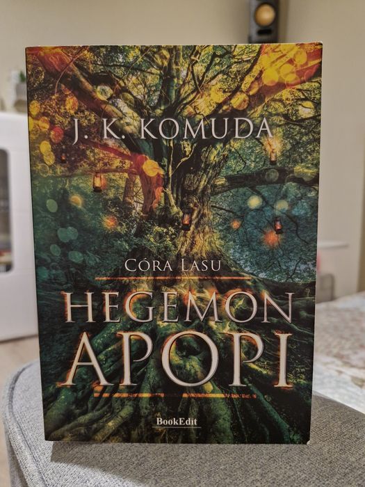 Hegemon Apopi J.K.Komuda