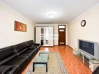 Продам 2 кімн. квартиру по вул. Григорія Сковороди, 67.