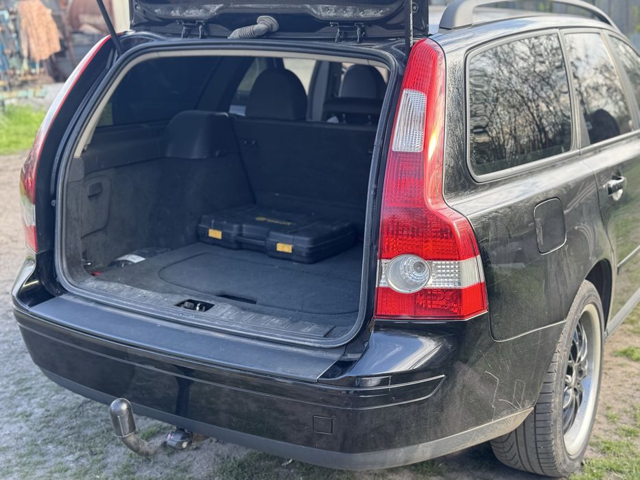 Volvo v50 2.0D momentum