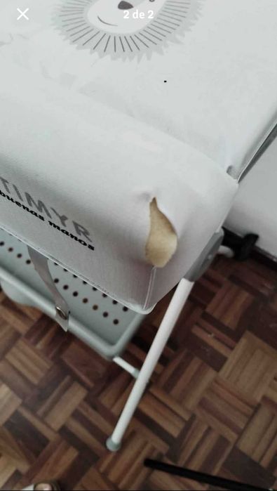 Trocador com banheira para bebé