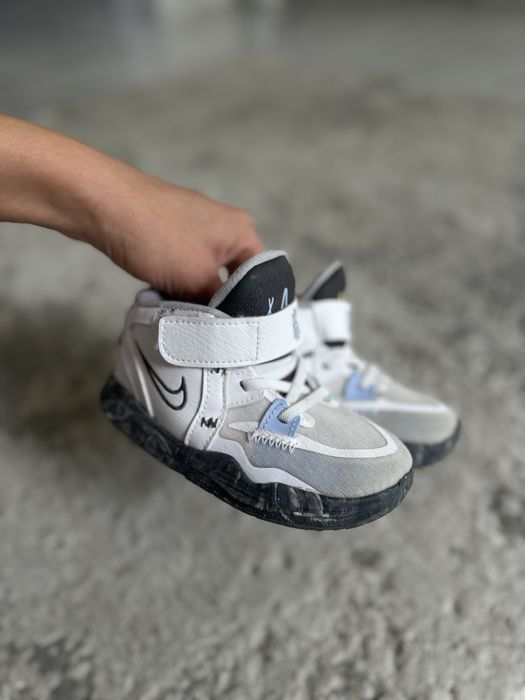 Кросівки дитячі nike 24,5 розмір