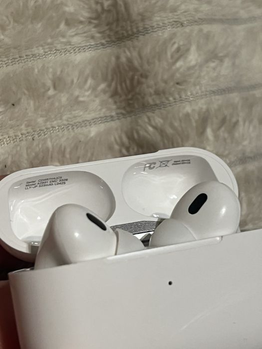 Продам навушники аирподс  airpods