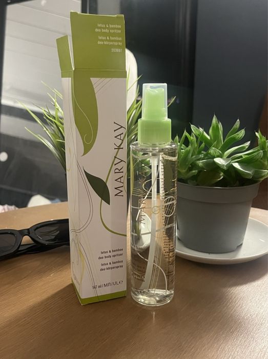 Mgiełka do Ciała Lotus & Bamboo mary kay
