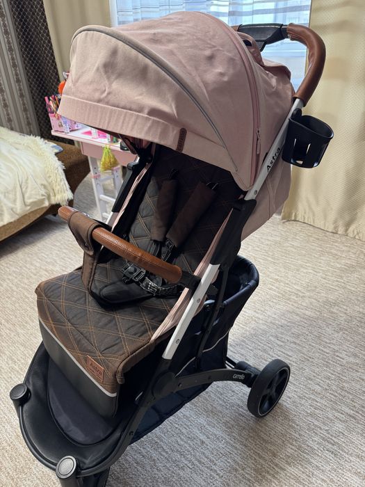 Коляска, візочок Carrello Astra