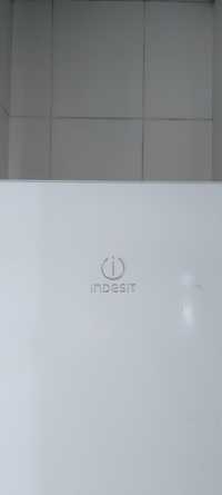 Frigorífico indesit super cool no frost