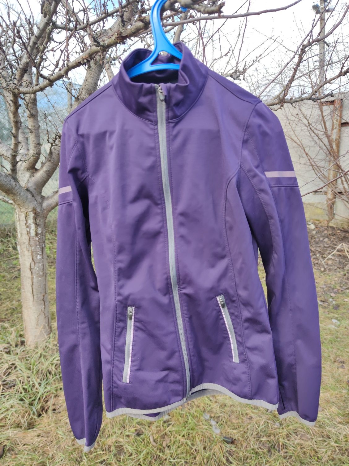 Жіноча трекінгова термокофта велокуртка softshell s m  36