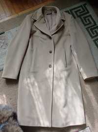Класичне шерстяне пальто