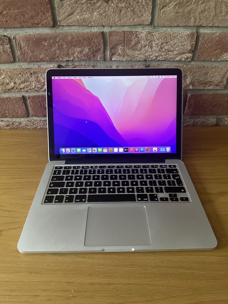 MacBook Pro 13” Retina (Early 2015) – i5 / 8GB RAM / SSD 128GB