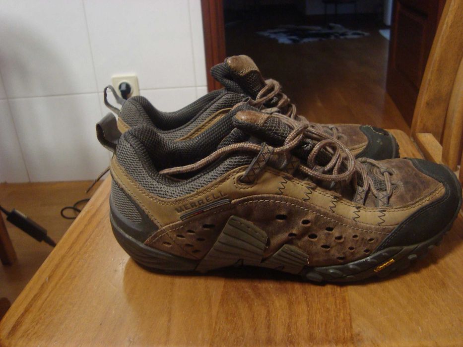 Sapatilhas de marca Merrel