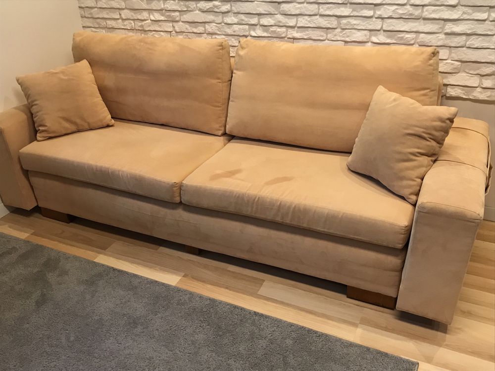 Kanapa łużko sofa miodowa