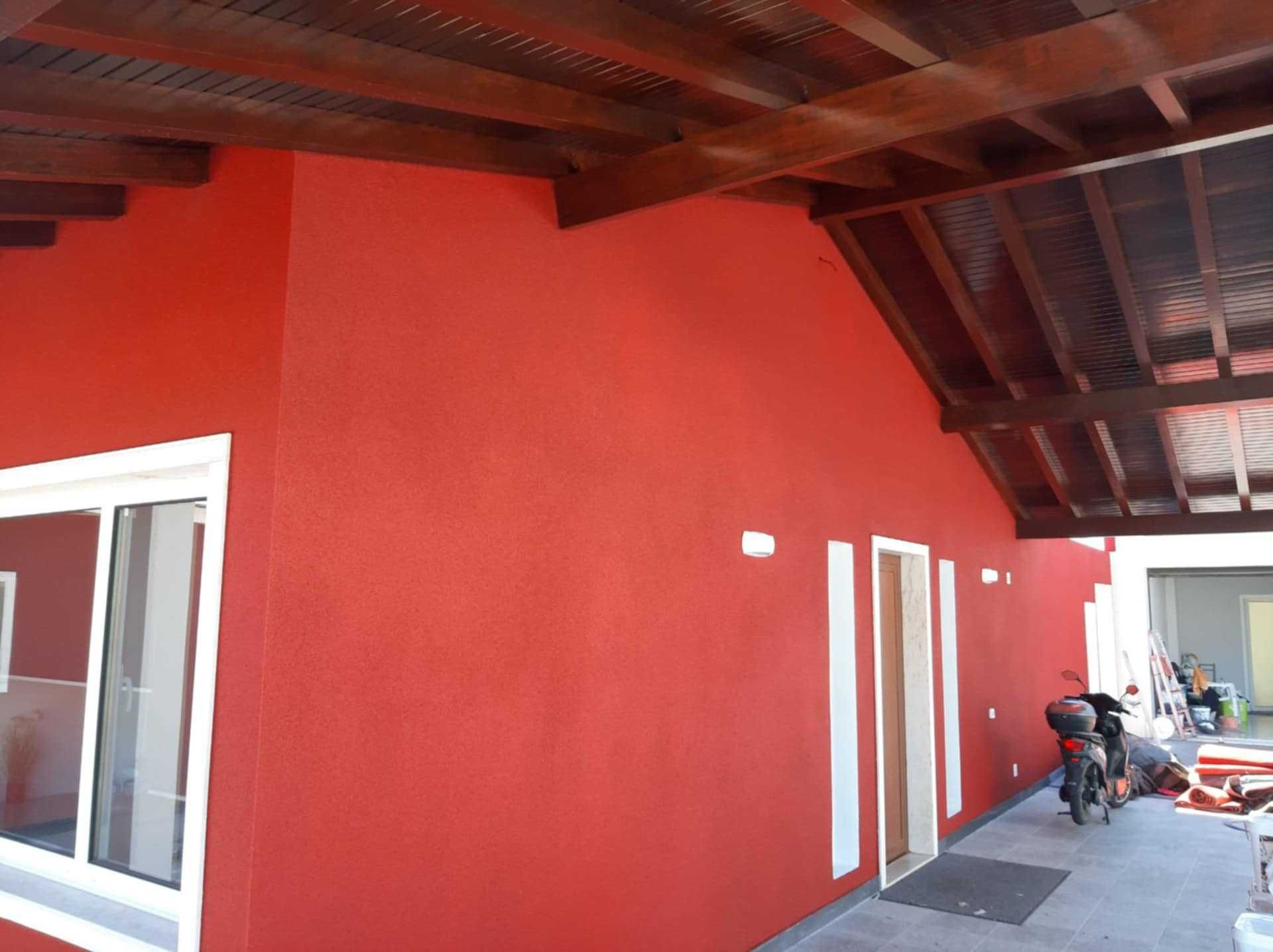 ISOLAMENTOS de Cortiça projectada ; sem manutenção, 10 anos garantia.