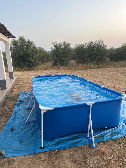 Piscina desmontável 4,5m X 2,2m Intex na garantia