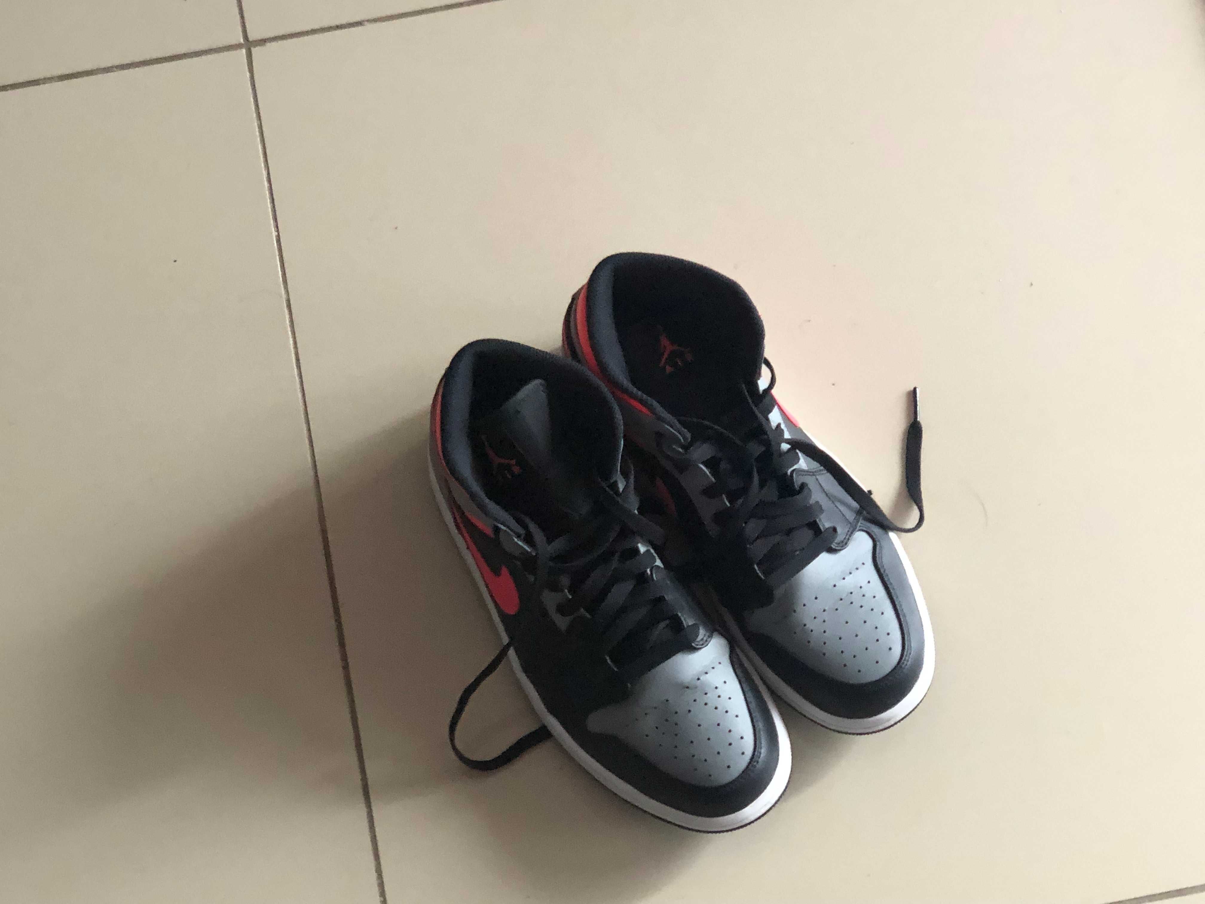 NIKE AIR JORDAN 1 Retro MID Pink Shadow