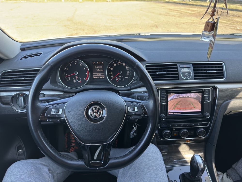 Volkswagen Passat B7 NMS 1.8TSI 2015 року