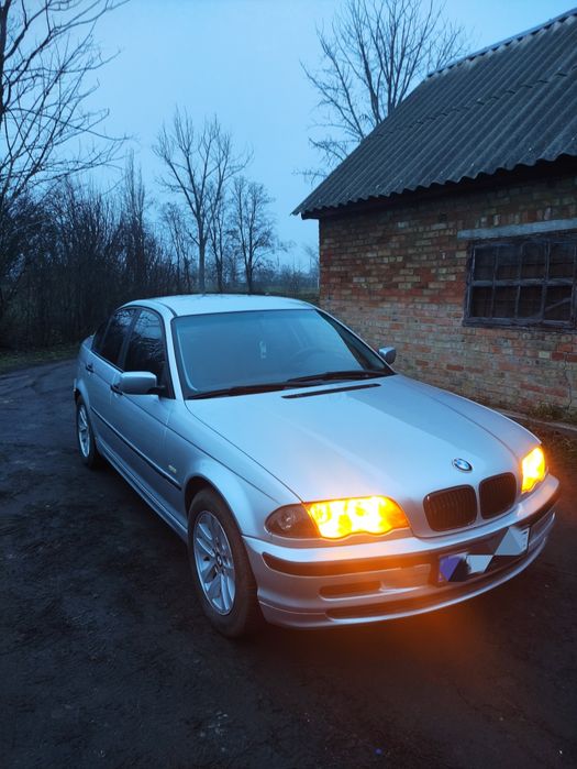 Продам гарний автомобіль