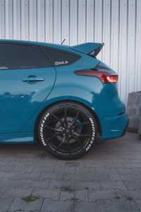 Felgi FORD FOCUS RS mk3+ opony z napisami