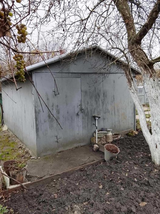 Продам дачу для постійного проживання в  Соколовському масиві.