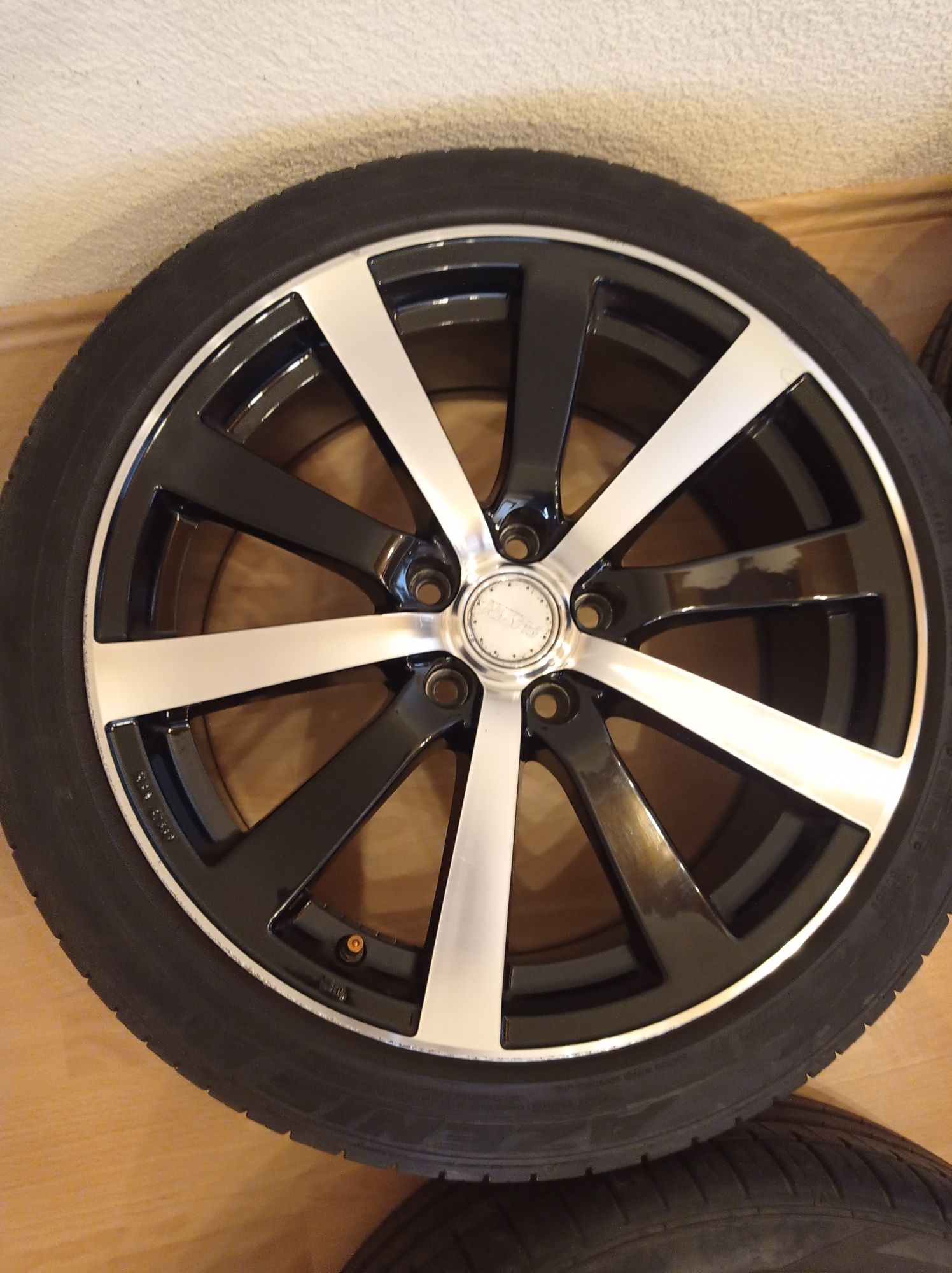 Alufelgi 5x112 R18 z oponami letnimi Falken 225/45/18. VW,Audi