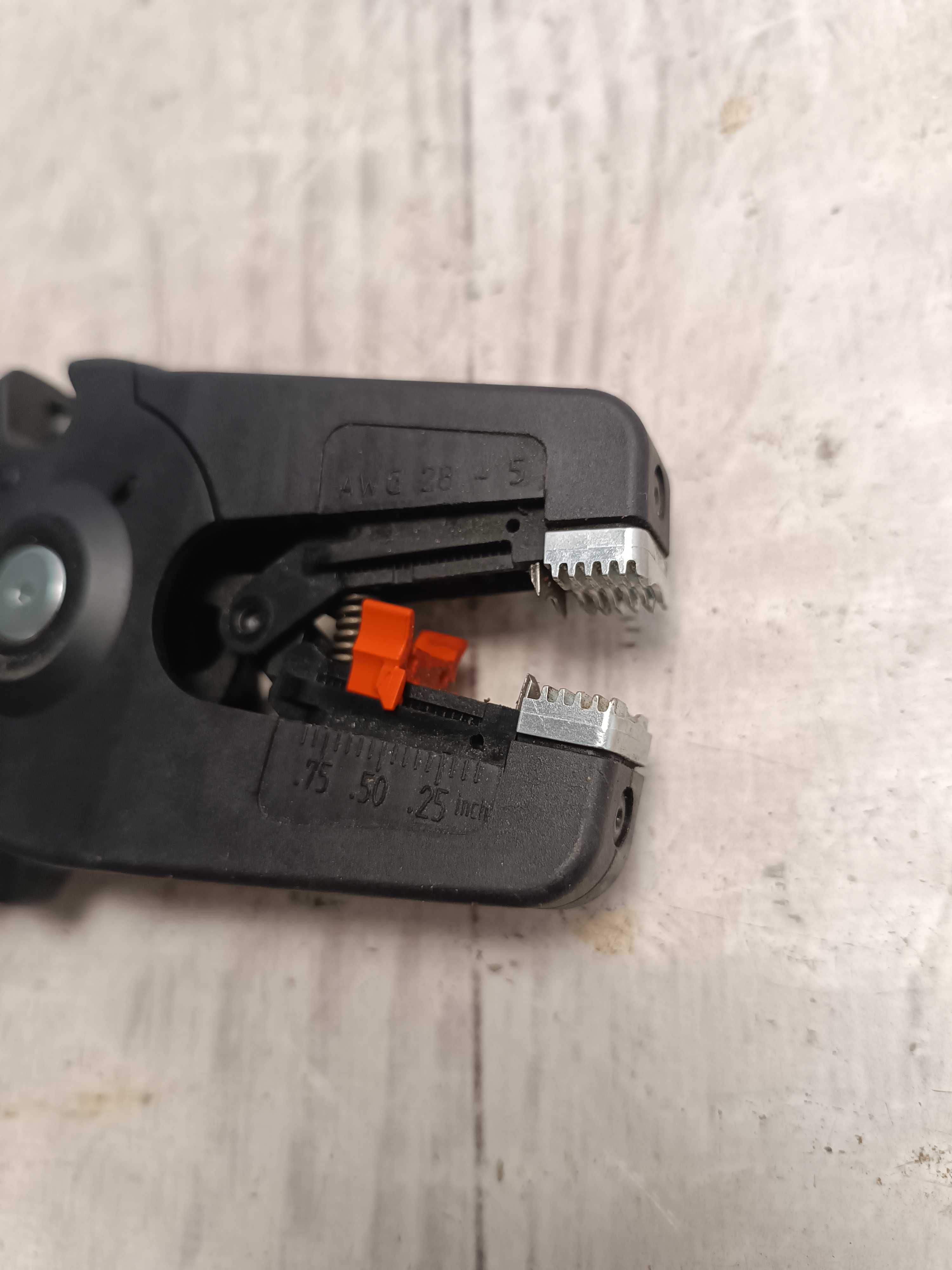 KNIPEX PreciStrip16 інструмент для зняття ізоляції 195 мм 0,08-16 мм²