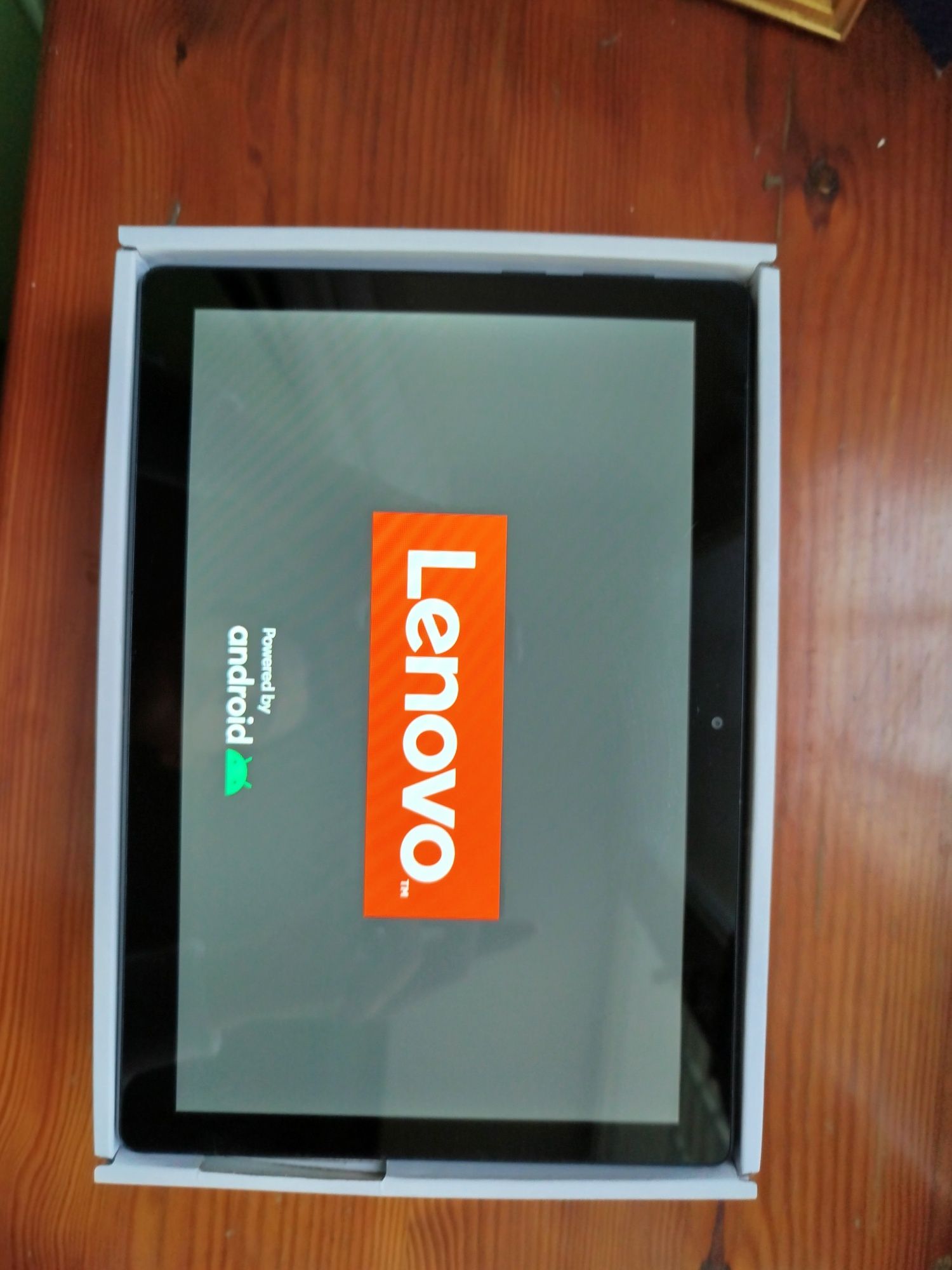 Продам планшет Lenovo