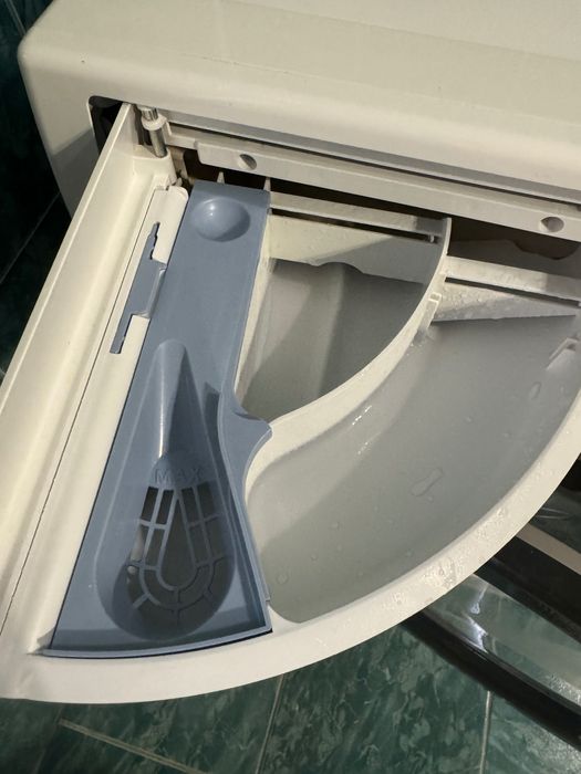 Пральна машинка Whirlpool WRSB 7259 Wb
