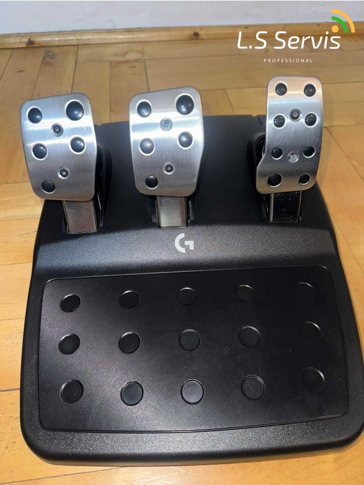 Kierownica Logitech G923+ Shifter