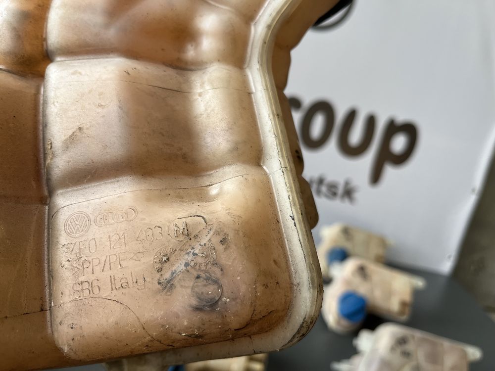 Бачок Тусолу Розширювальний 2.0 2.4 2.7 3.0 3.2 Audi a6 c6 розборка