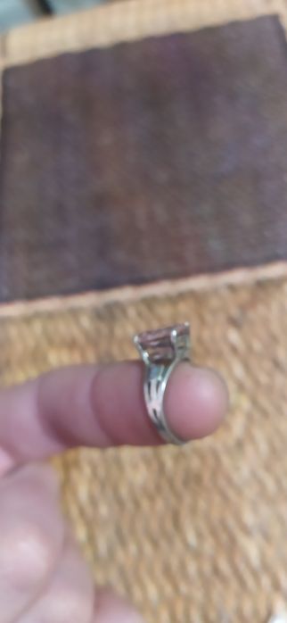 Продам срібні каблучки