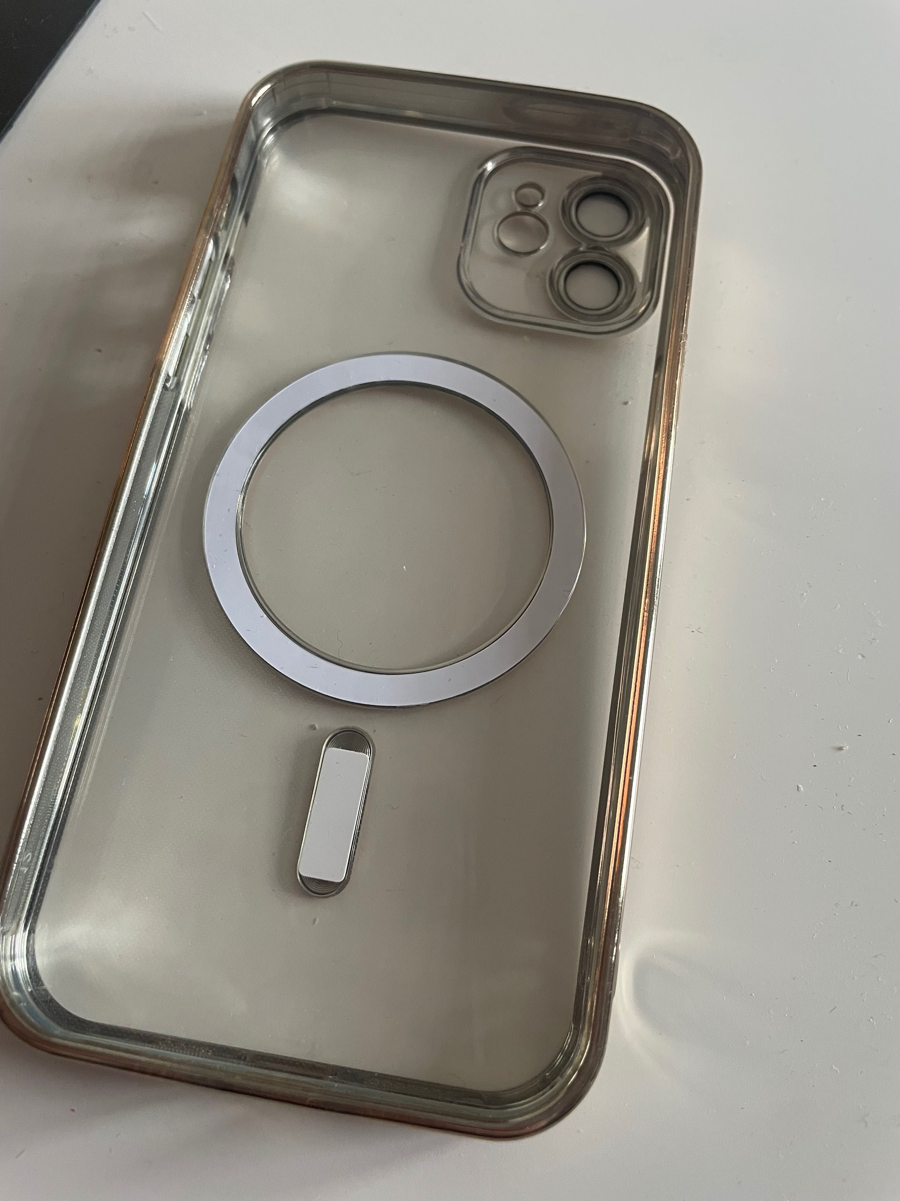 Złote etui IPhone 12 - Apple - magnetyczne , indukcyjne