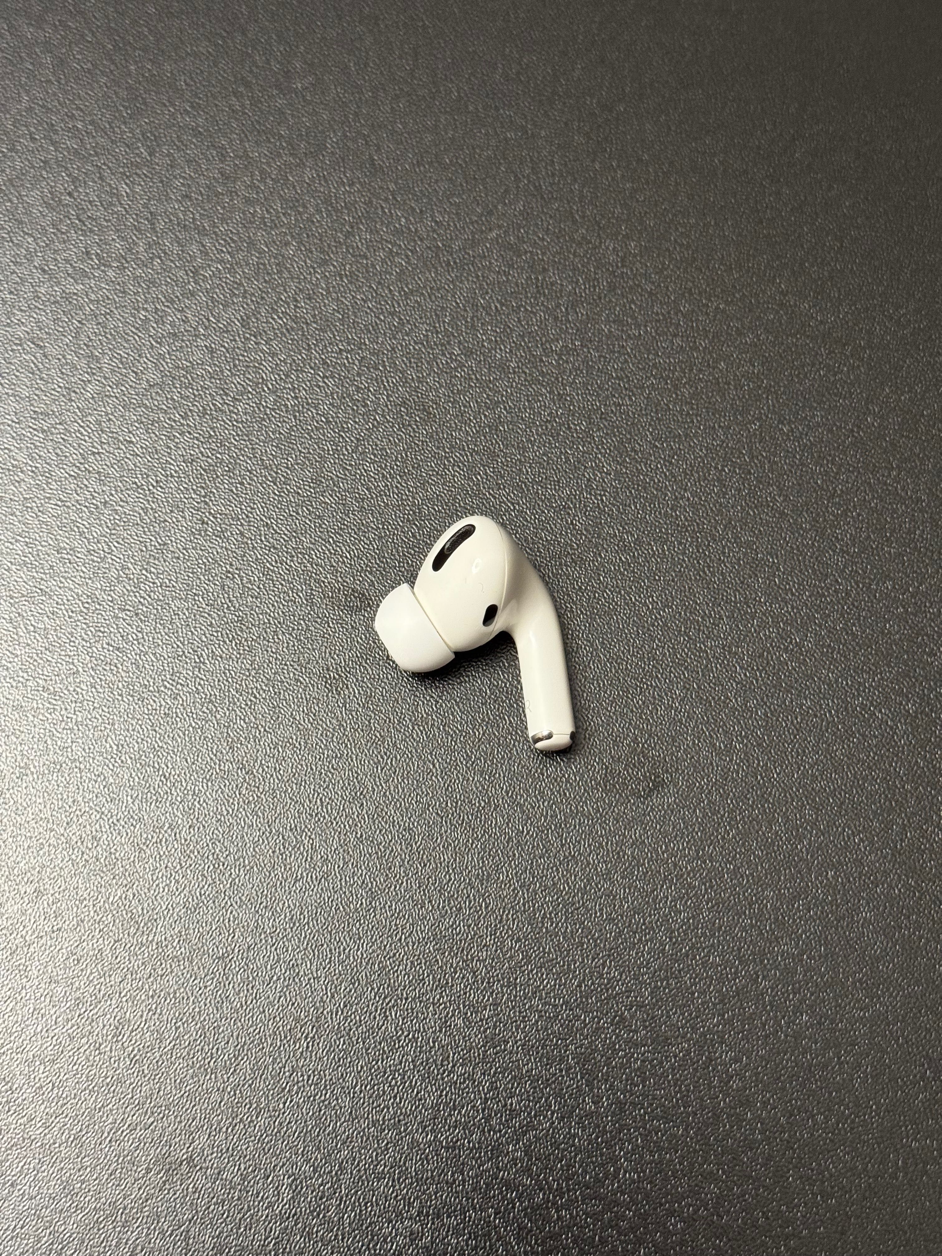 AirPods Pro 1 – Lewa / Prawa słuchawka (A2084 / A2083) A2190
